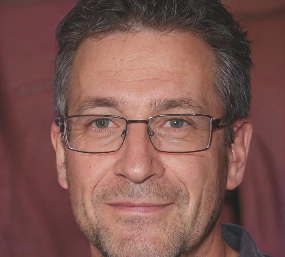 Portrait de Mathis Leclerc, conseiller en formation